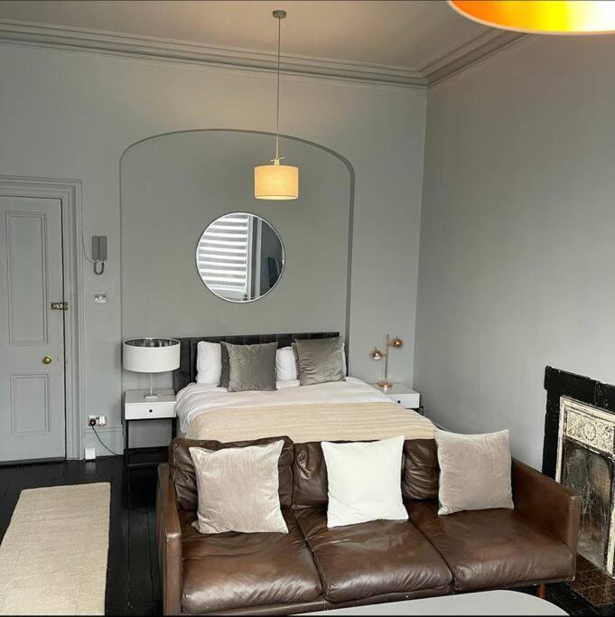 Elegant Studio In Central Hove - 5 Min Walk To Beach - 10 Min To Brighton Exterior foto