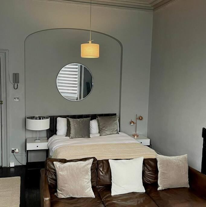 Elegant Studio In Central Hove - 5 Min Walk To Beach - 10 Min To Brighton Exterior foto