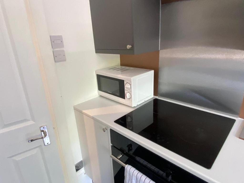Elegant Studio In Central Hove - 5 Min Walk To Beach - 10 Min To Brighton Exterior foto